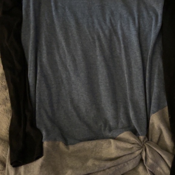 Knotted tunic - Picture 2 of 2